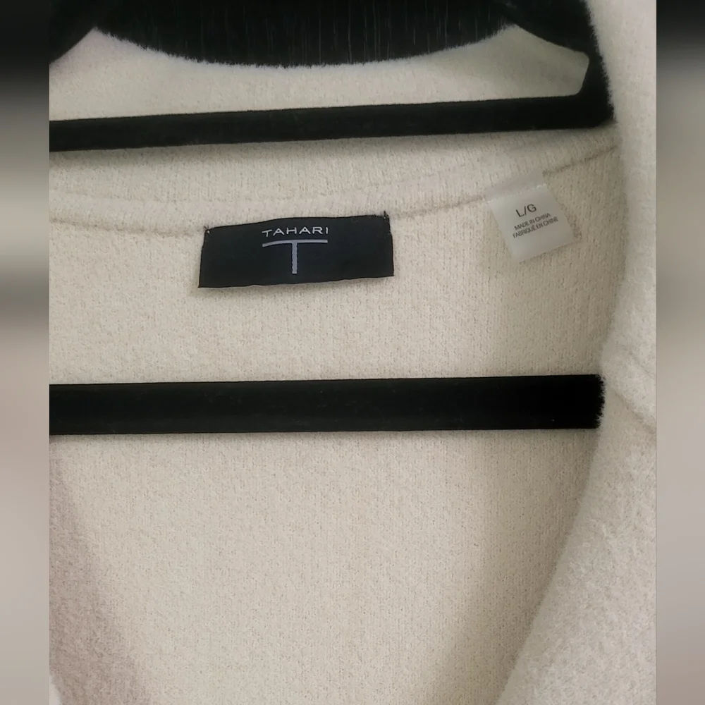 Tahari Elegant Cream Women's Jacket